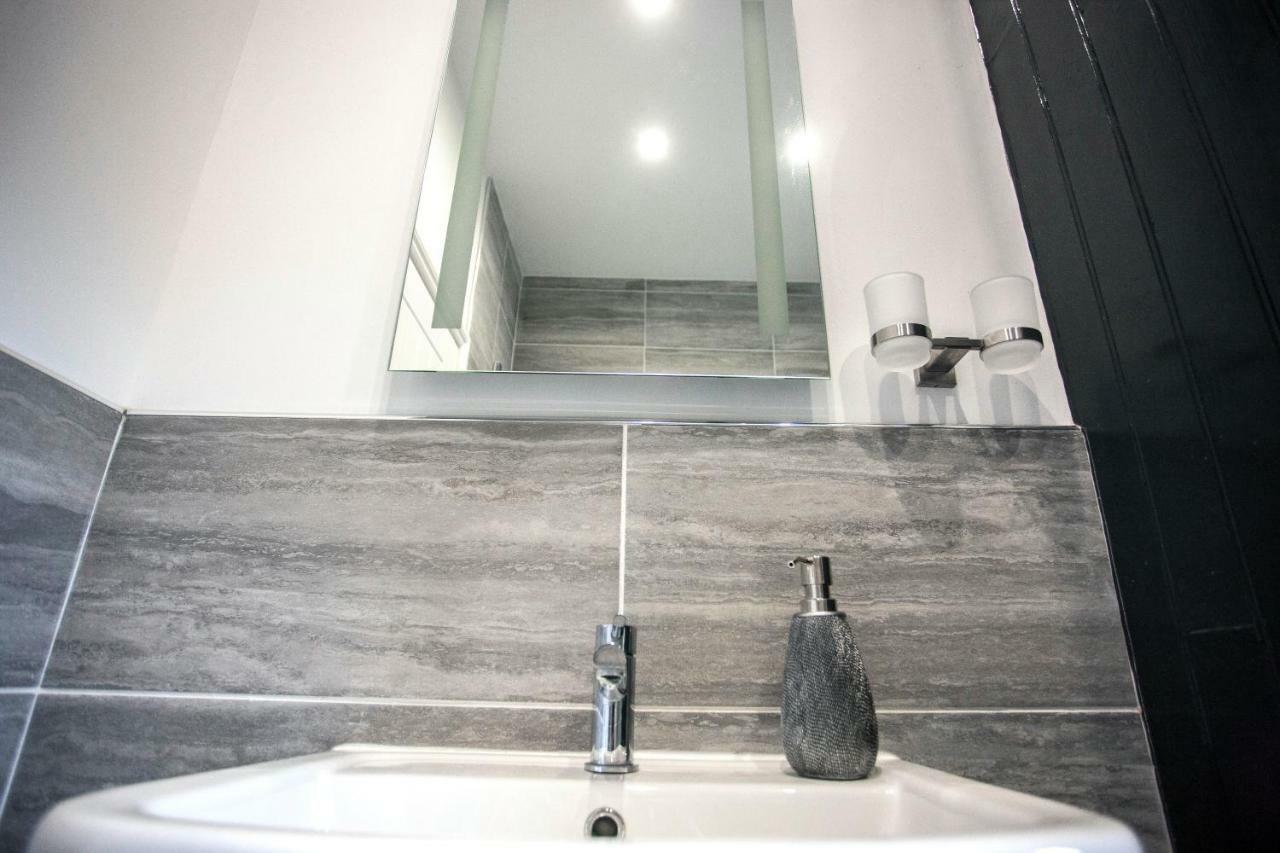 Dene View By Horizon Stays ดาร์ลิงตัน ภายนอก รูปภาพ